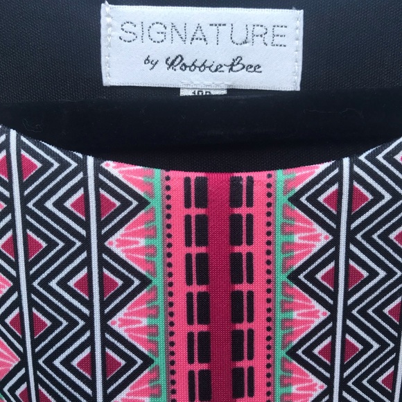 Robbie Bee Geometrical Print Dress - Picture 6 of 6